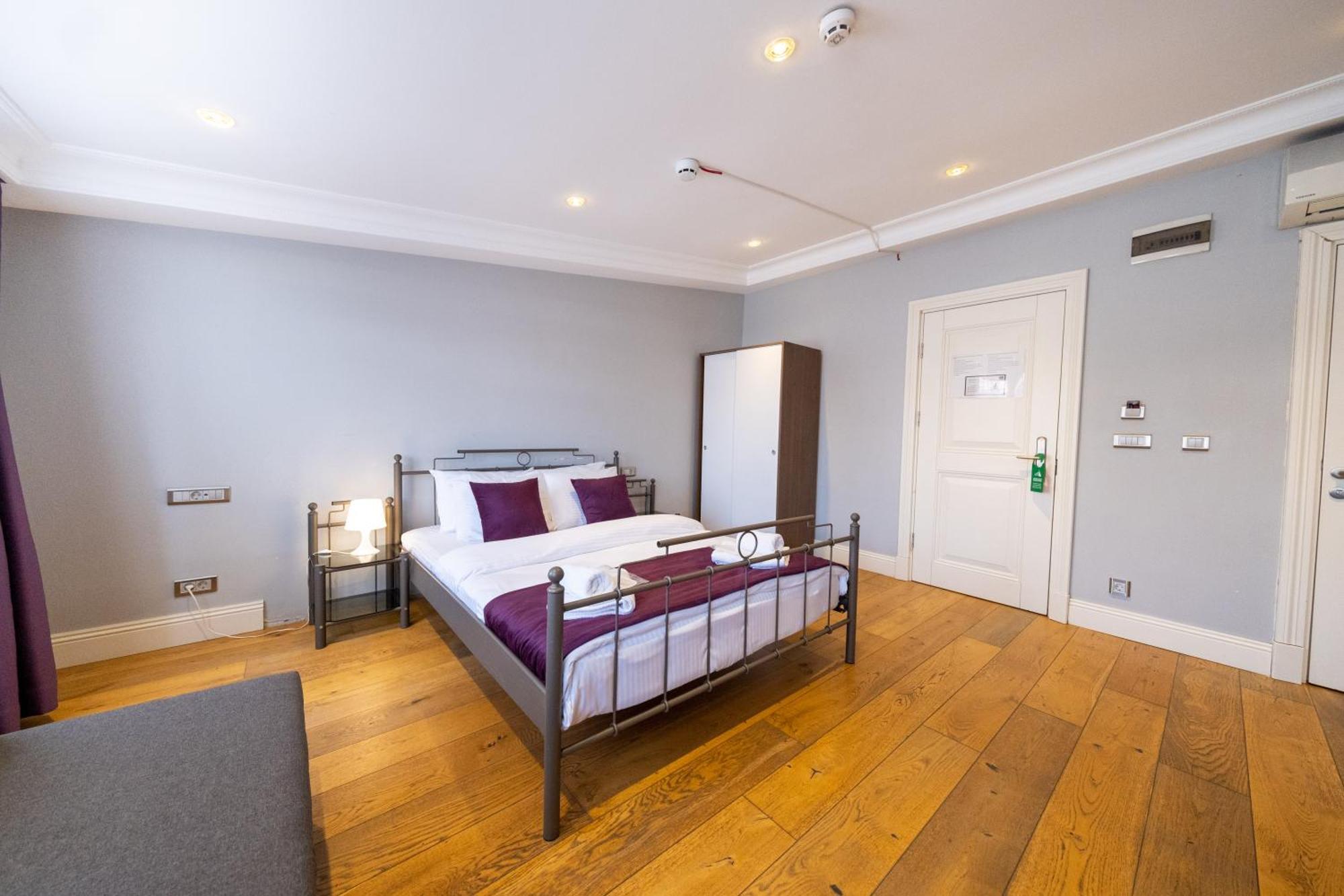 Otel Galata Lueleci